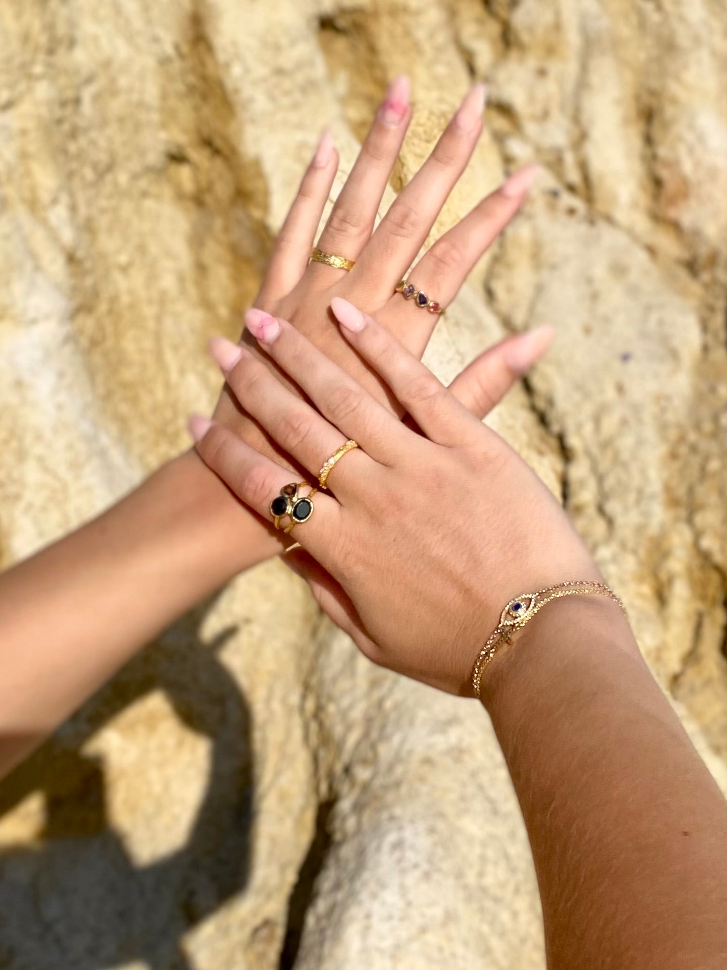 ILLUME Gold Ring with Gemstones