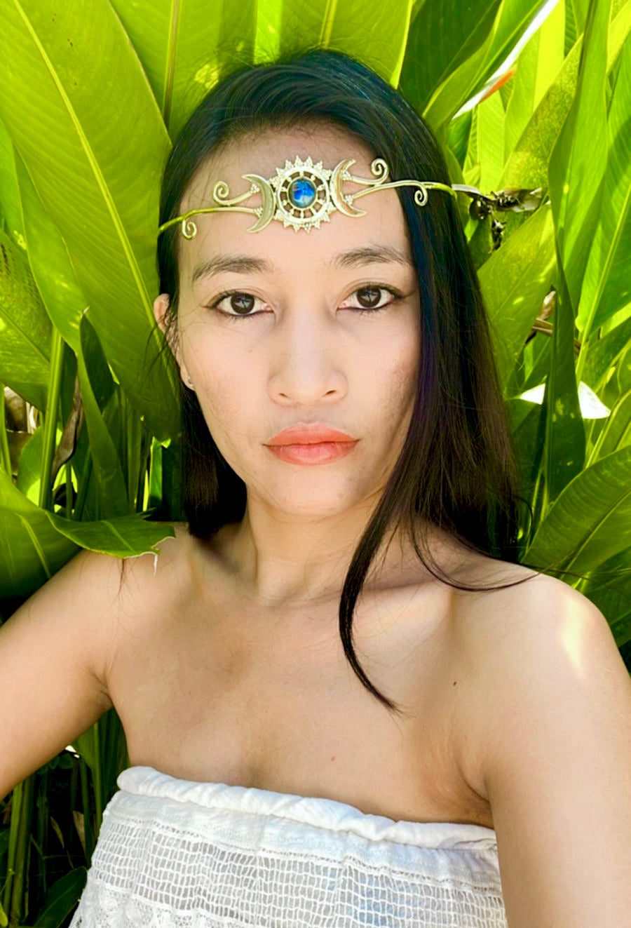 Triple Goddess Headpiece - set with large Labradorite Crystal (14mm diameter)