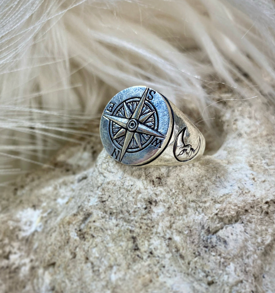 Compass Ring in Sterling Silver